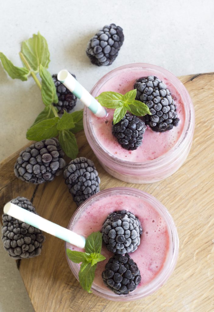 Banana berry smoothie