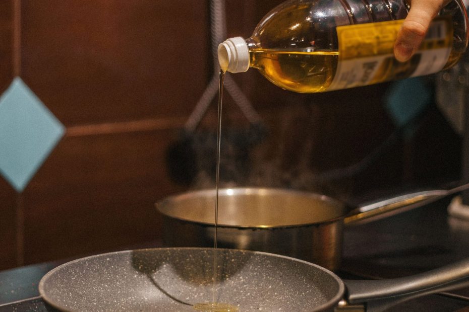 how to dispose of cooking oil